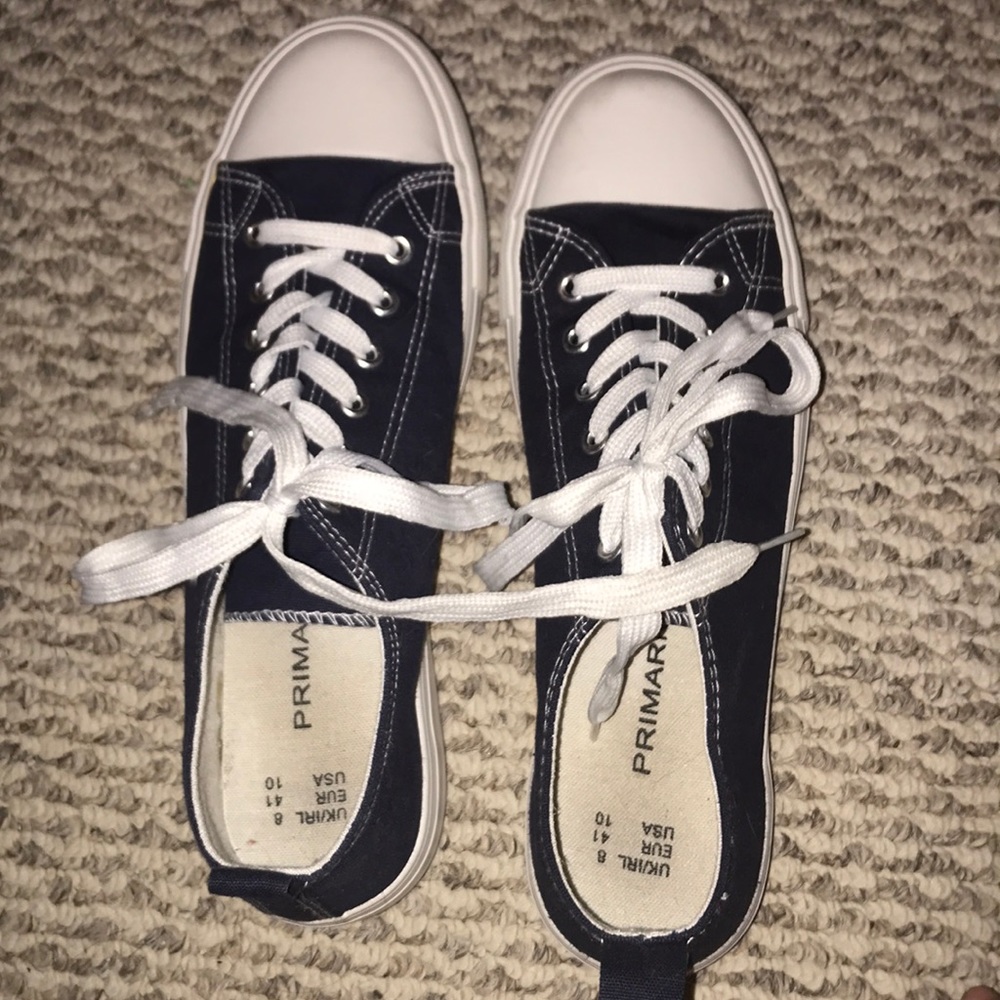 Size 10 men’s shoes